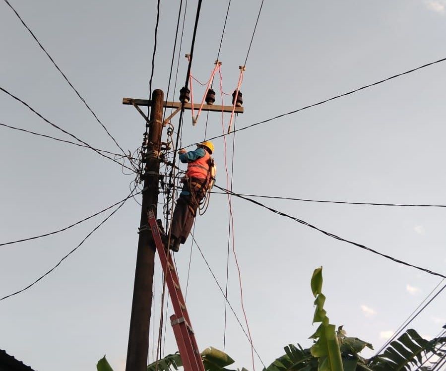 Komitmen Hadir Untuk Rakyat, PLN Pulihkan 100% Pasokan Listrik di Purbalingga Pascabanjir dan Longsor