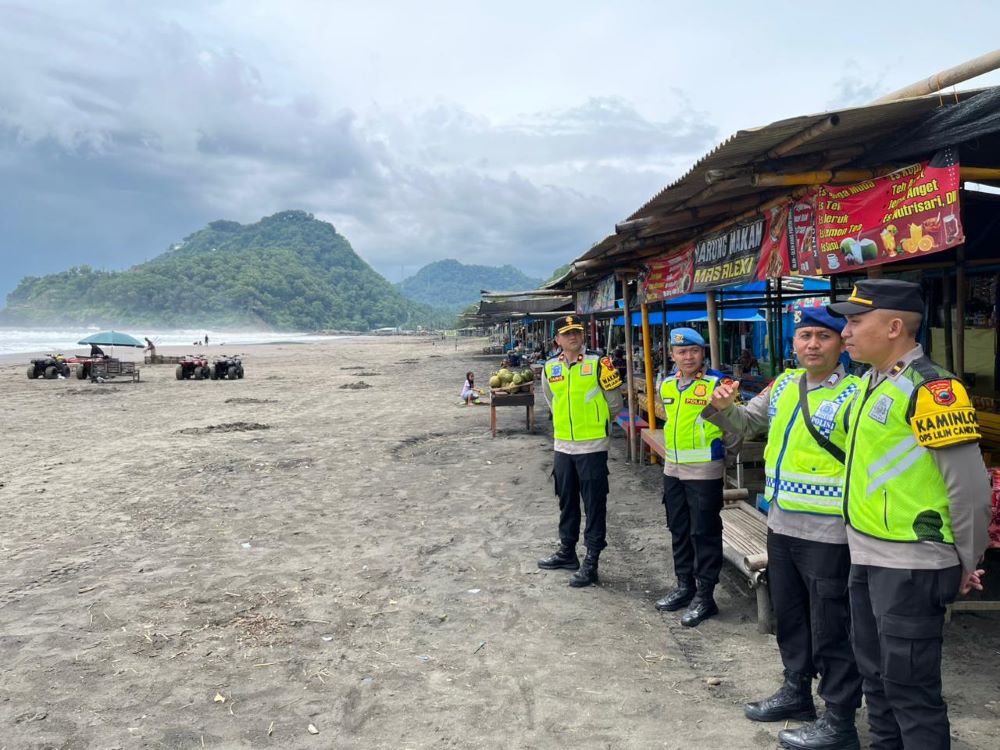 Polres Kebumen Tingkatkan Pengamanan Pantai Selatan Saat Libur Tahun Baru 2026
