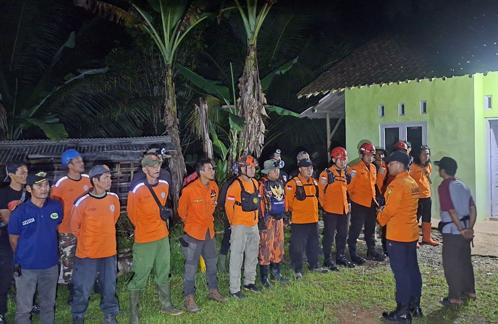 Pencari Kayu Hilang di Hutan Karang Kemiri, Tim SAR Dikerahkan dengan Drone Termal