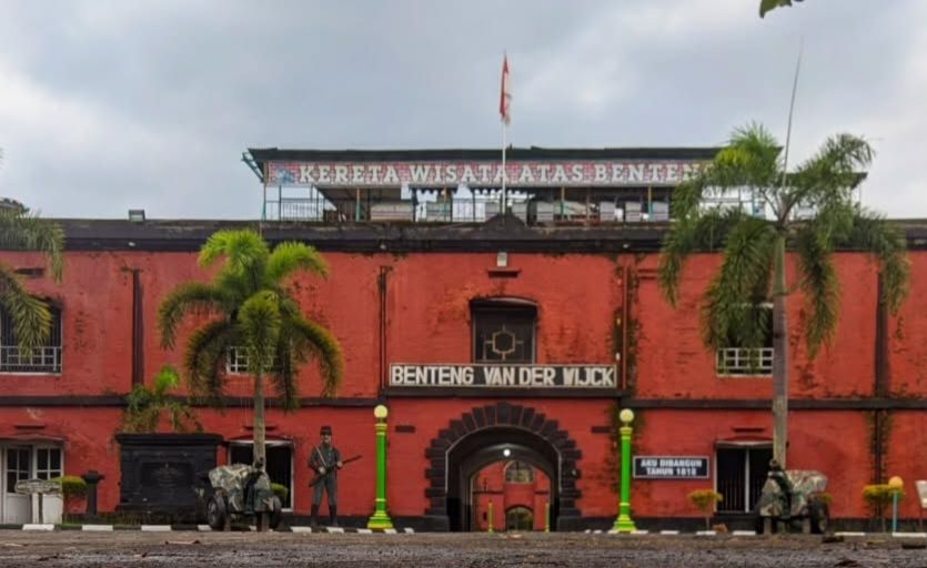 Benteng Van Der Wijck, Saksi Sejarah Kolonial yang Kini Jadi Surga Wisata Keluarga