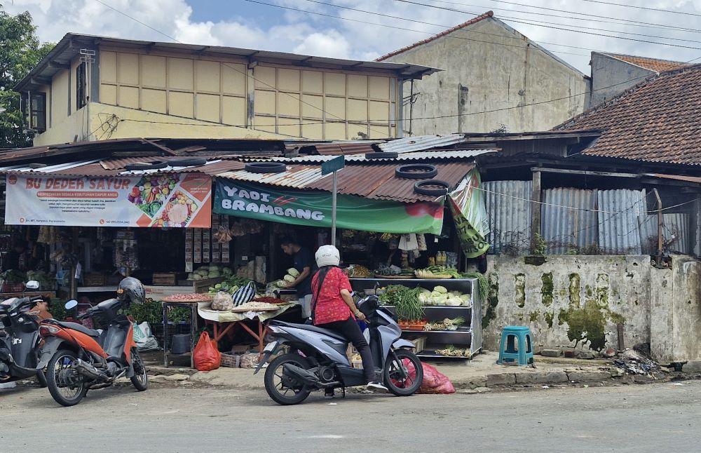 Penataan Jalan Vihara Pasar Wage Purwokerto Berlanjut, Dua Pedagang yang Masih Bertahan Diberi Surat Imbauan