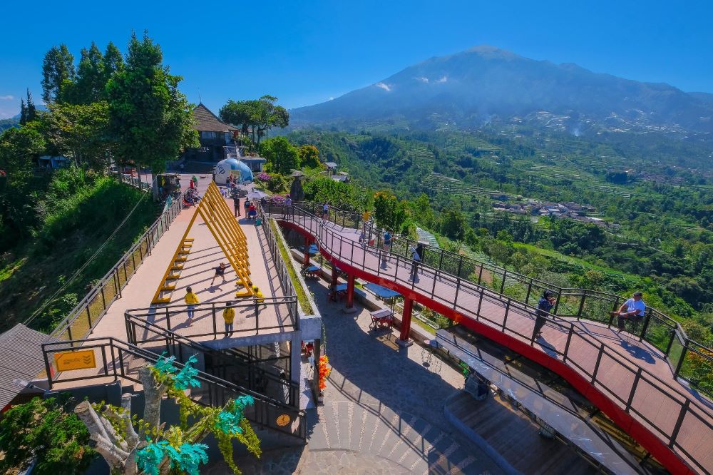 Ketep Pass, Destinasi Wisata Alam dan Edukasi dengan Panorama Gunung di Magelang