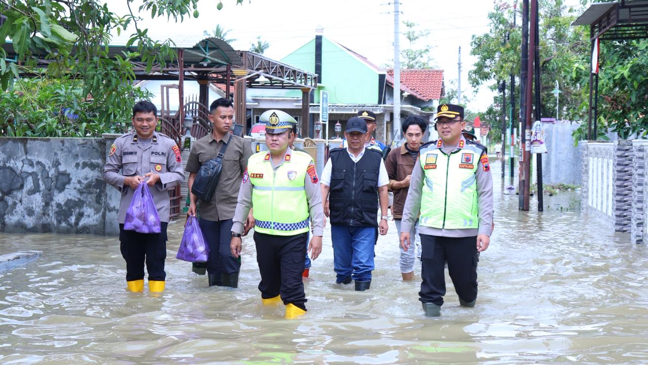 Banjir Rendam Dukuh Babadan, Forkopimda Pekalongan Turun Langsung, 120 Warga Dievakuasi