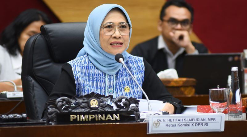 DPR Ingatkan Arah Pendidikan 2026, Tak Cukup Bangun Gedung, Mutu dan Guru Jadi Kunci